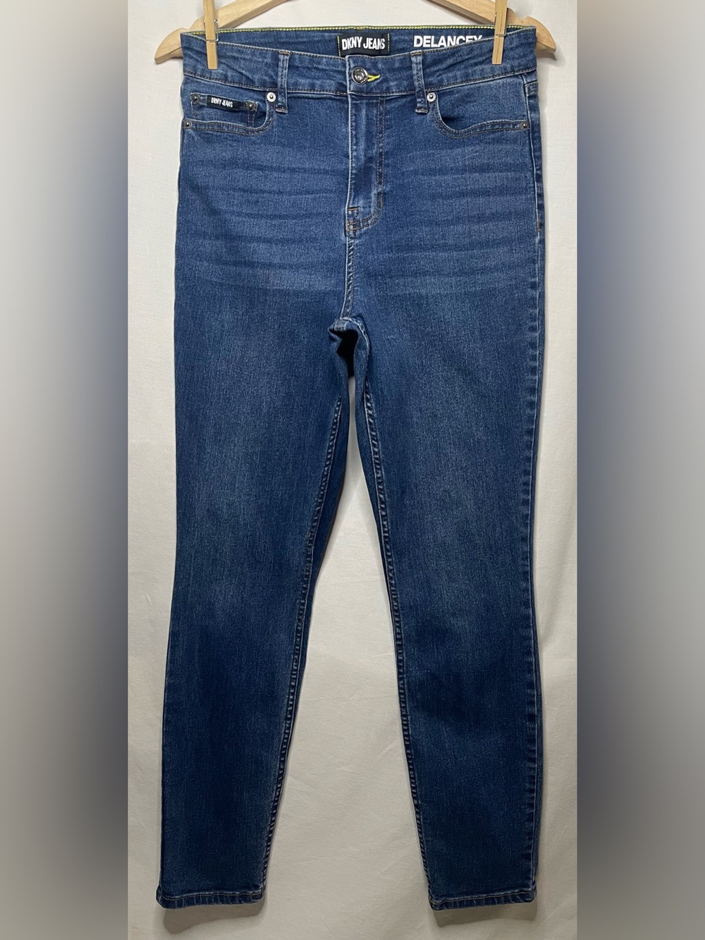 Dkny Delancey High Rise Skinny Jeans in Dark Blue Wash